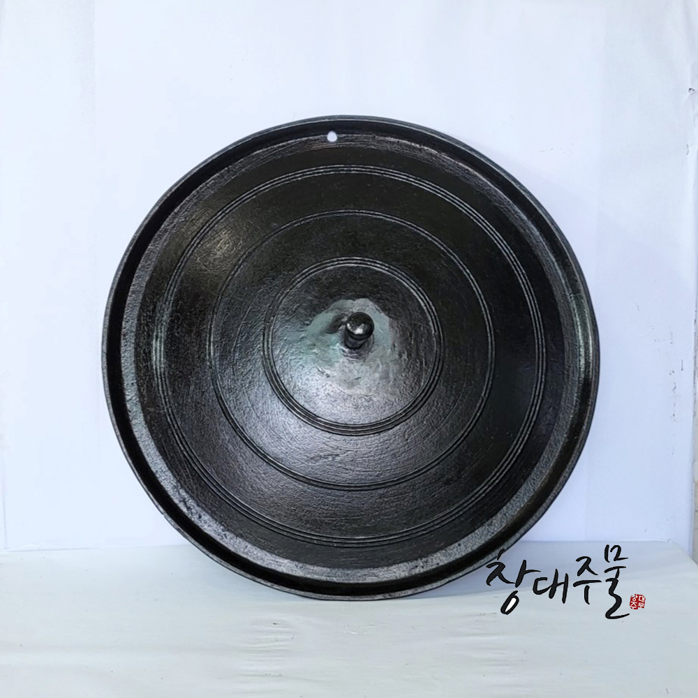 국산 길들인 무쇠 솥뚜껑 삼겹살 불판 [47cm]-둥근 기름구멍,전통
