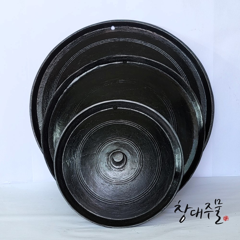 국산 길들인 무쇠 솥뚜껑 삼겹살 불판 [47cm]-둥근 기름구멍,전통
